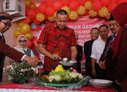 PLT WALI KOTA BEKASI RESMIKAN GEDUNG PERAWAT