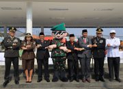 PJ WALI KOTA BEKASI R GANI MUHAMAD SAMBUT HUT TNI KE-78 DENGAN PENUH KEHANGATAN