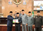 PJ. Wali Kota Hadiri Rapat Paripurna DPRD Kota Bekasi Kota Bekasi Pembahasan Evaluasi  Dari BPK JABAR