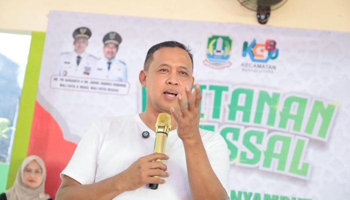 Momen Libur Sekolah, Wali Kota Bekasi Fasilitasi Khitanan Massal Gratis