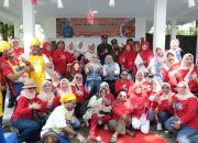 Kunjungan Urban Farming Bekasi Keren Panen Bawang Dayak dan Pembukaan Lomba Masak Nasi Goreng