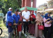 Pemkot Bekasi Distribusikan 11.551 Kartu Keluarga Sejahtera, Wali Kota Pastikan Perlindungan Pekerja Ojek Online