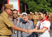 Wali Kota Bekasi Serahkan Tiga Penghargaan Sekaligus, Bicara Tantangan Fiskal dan Pentingnya Gotong Royong