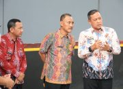 Wali Kota Bekasi Tinjau Saluran Air di Cimuning, Pastikan Penanganan Segera Dilakukan